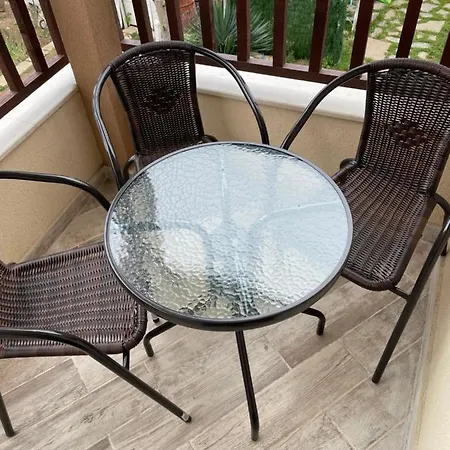 Family Malibu Tchernomorets