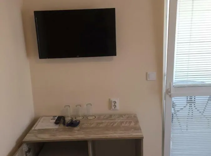 Family Malibu Hotel 3*