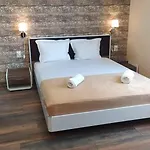 Otel Family Malibu 3*