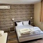 Otel Family Malibu 3*