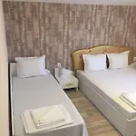 семеен малибу 3*
