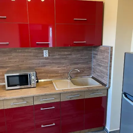 فندق Family Malibu تشيرنوموريتس
