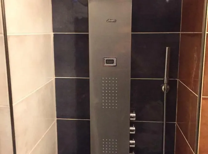 Family Malibu Hotel Chernomorets