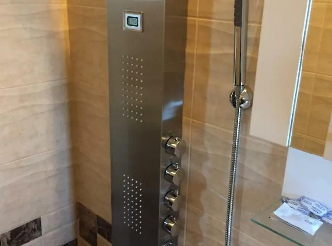 Family Malibu Hotel Tchernomorets